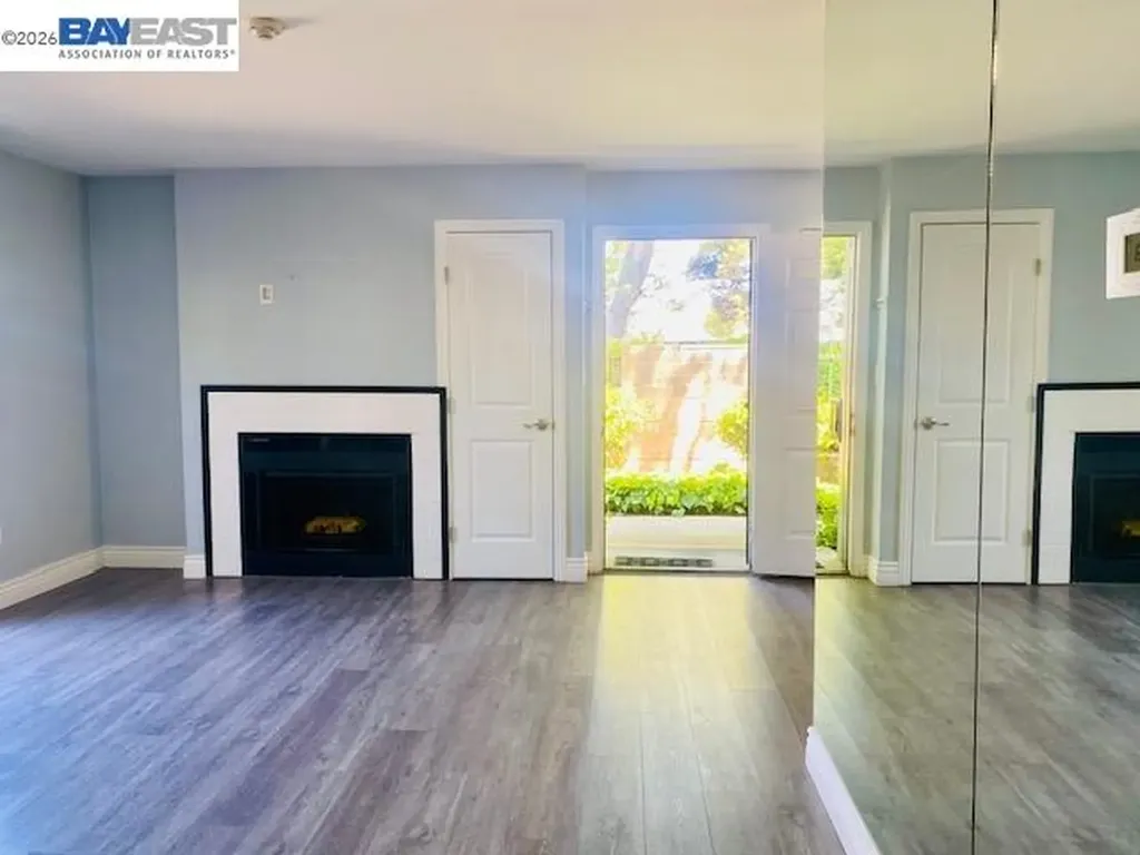 2500 Copa Del Oro Drive Union City CA 94587