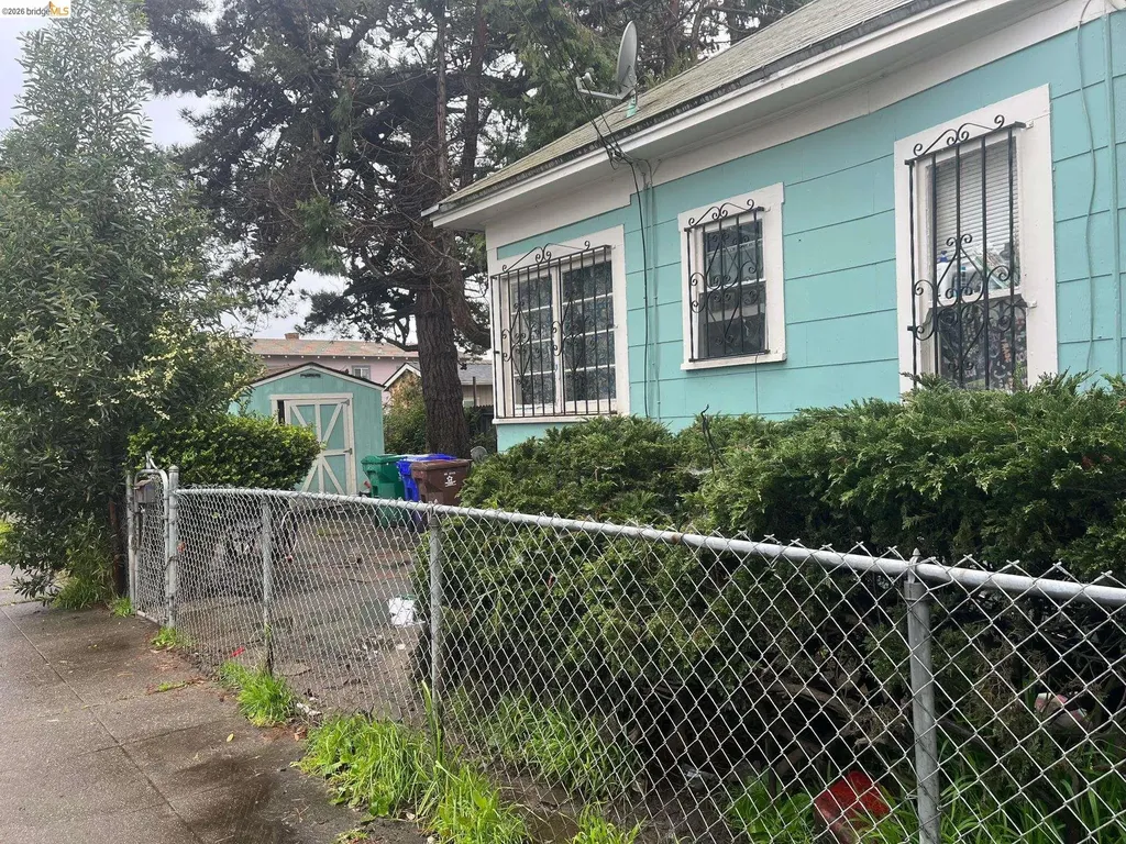 230 Nevin Avenue Richmond CA 94801