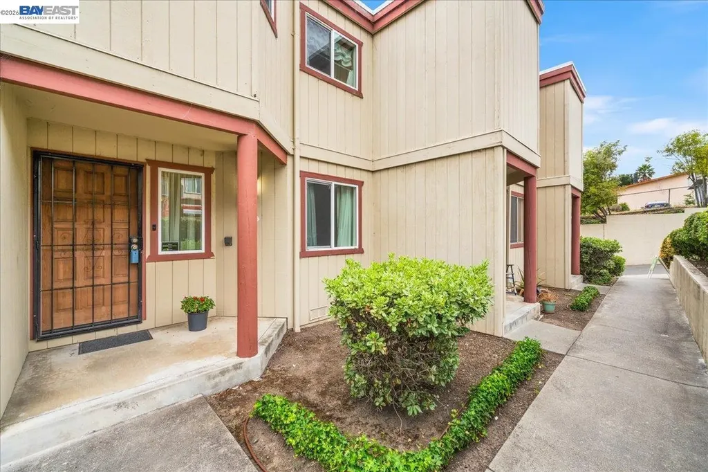 20980 Birch Hayward CA 94541