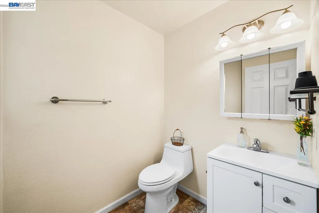 20980 Birch Hayward CA 94541