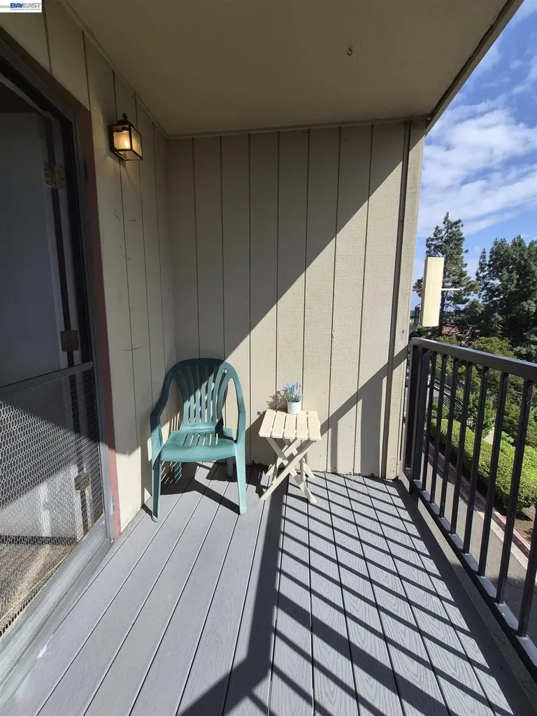 20980 Birch Hayward CA 94541