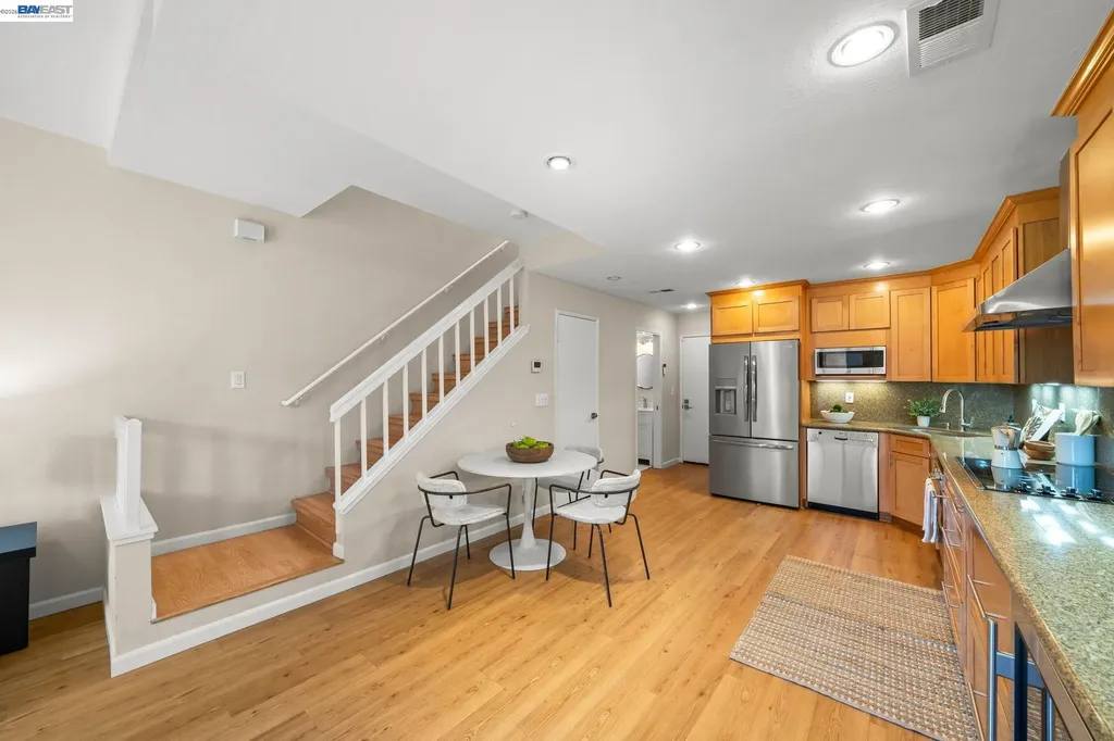 305 Rock Creek Way Pleasant Hill CA 94523