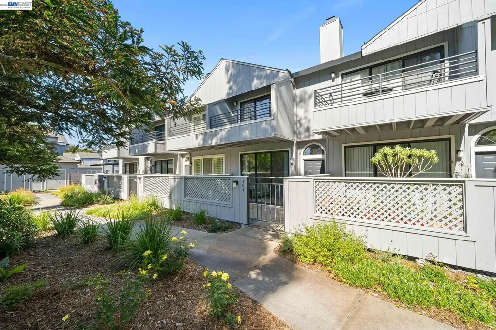 305 Rock Creek Way Pleasant Hill CA 94523