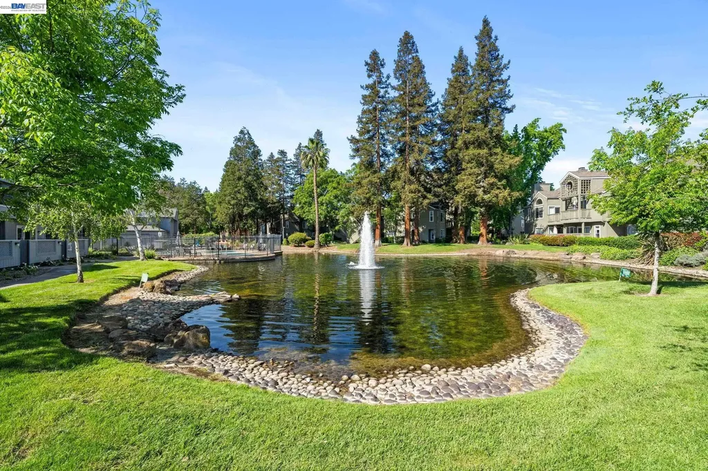 305 Rock Creek Way Pleasant Hill CA 94523