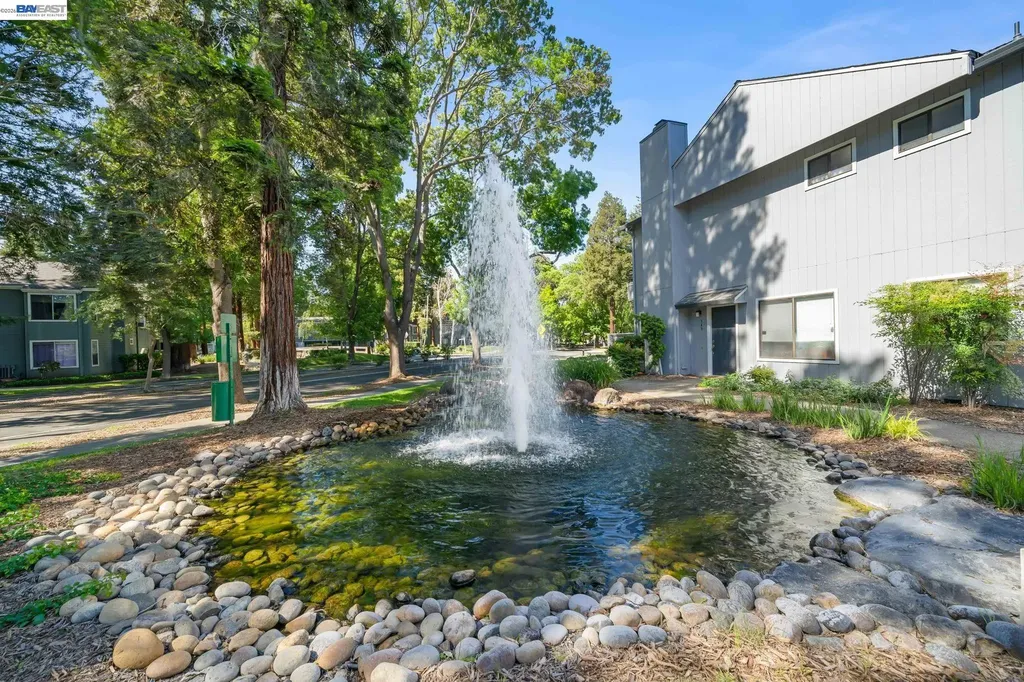 305 Rock Creek Way Pleasant Hill CA 94523