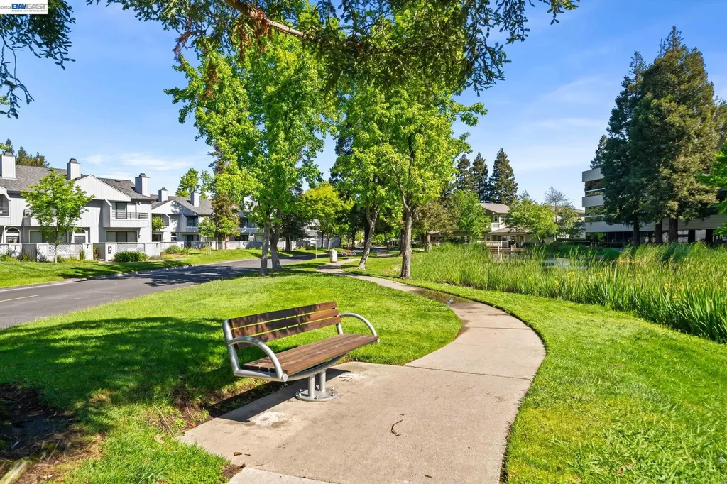 305 Rock Creek Way Pleasant Hill CA 94523