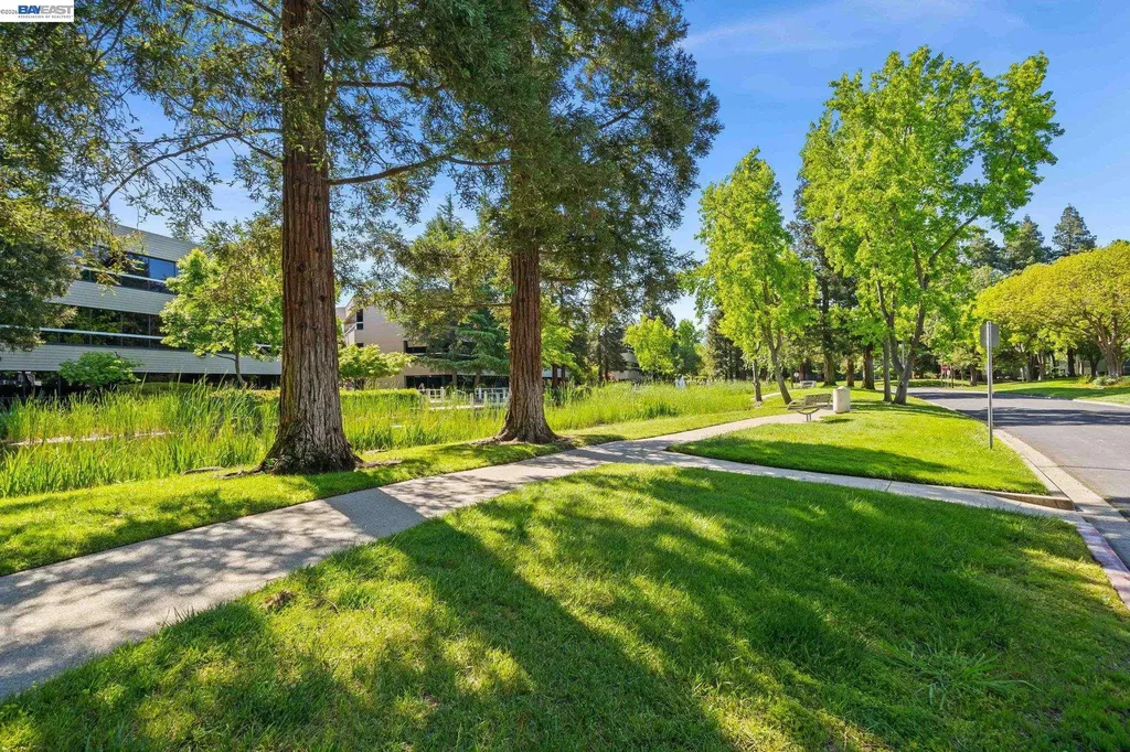 305 Rock Creek Way Pleasant Hill CA 94523