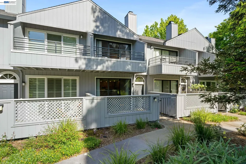305 Rock Creek Way Pleasant Hill CA 94523