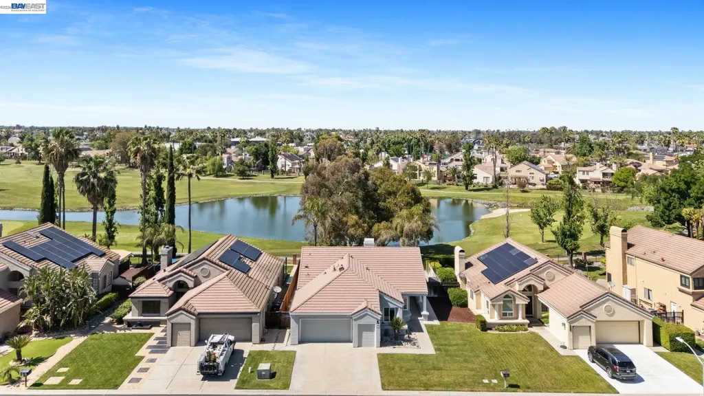 1090 Saint Andrews Drive Discovery Bay CA 94505