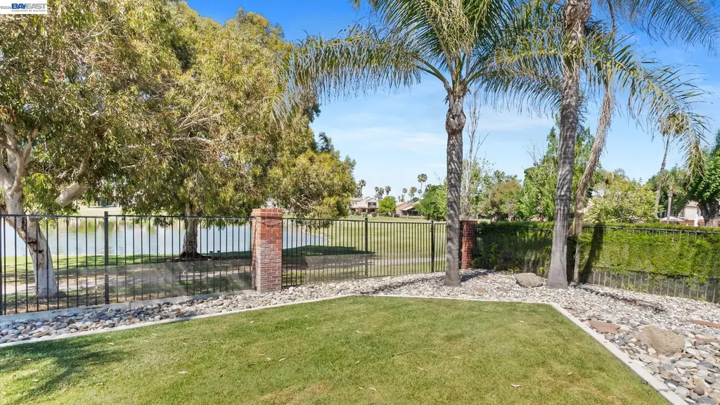 1090 Saint Andrews Drive Discovery Bay CA 94505