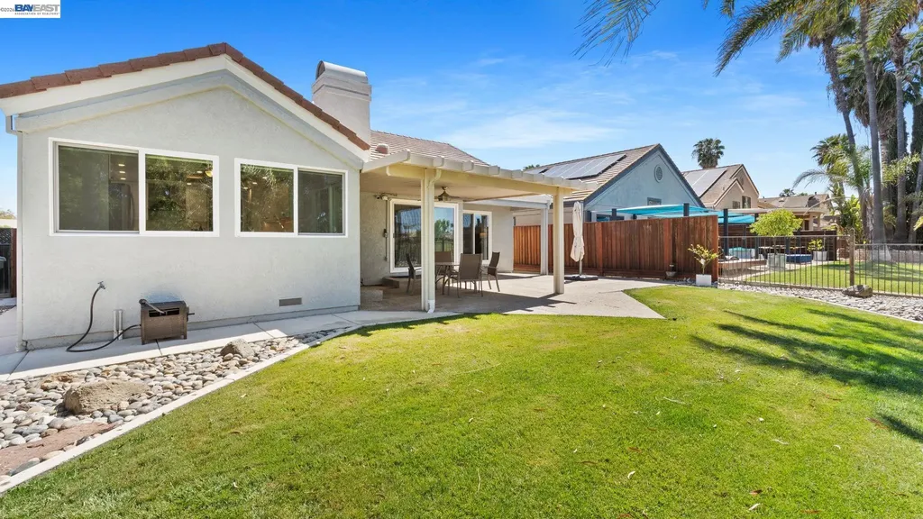 1090 Saint Andrews Drive Discovery Bay CA 94505