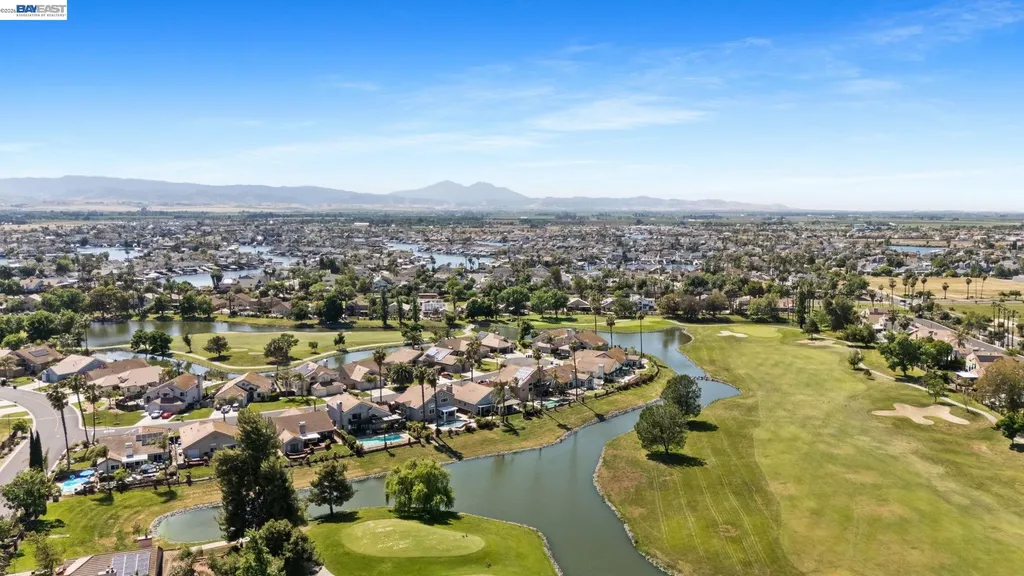 1090 Saint Andrews Drive Discovery Bay CA 94505