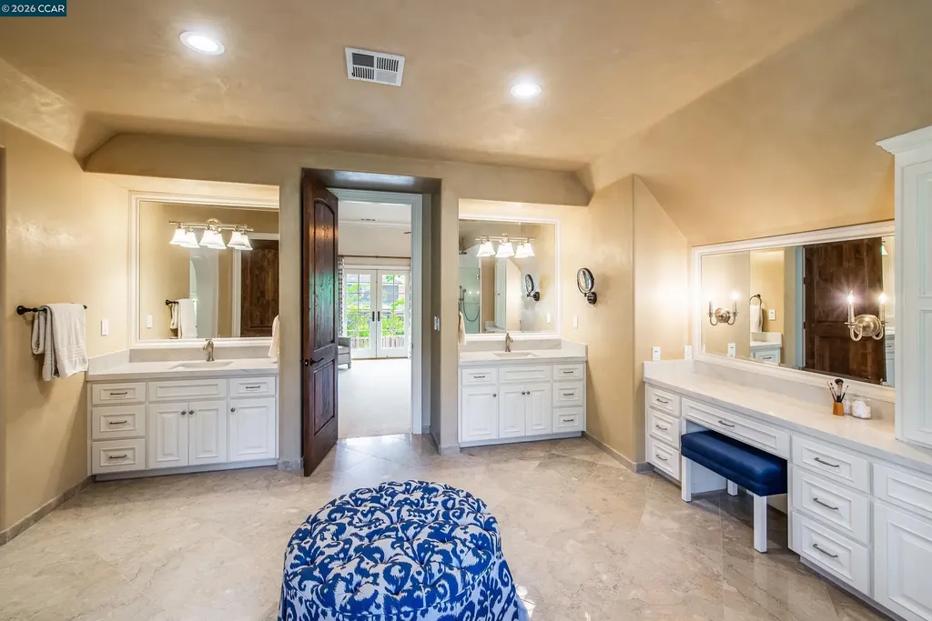 53 Hidden Oaks Drive Lafayette CA 94549