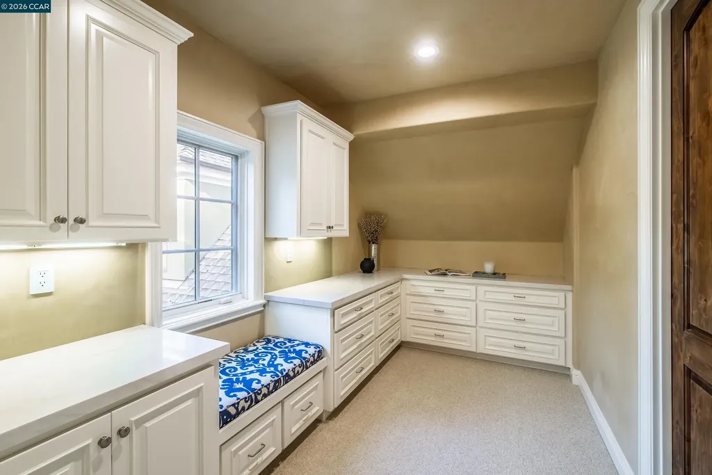 53 Hidden Oaks Drive Lafayette CA 94549