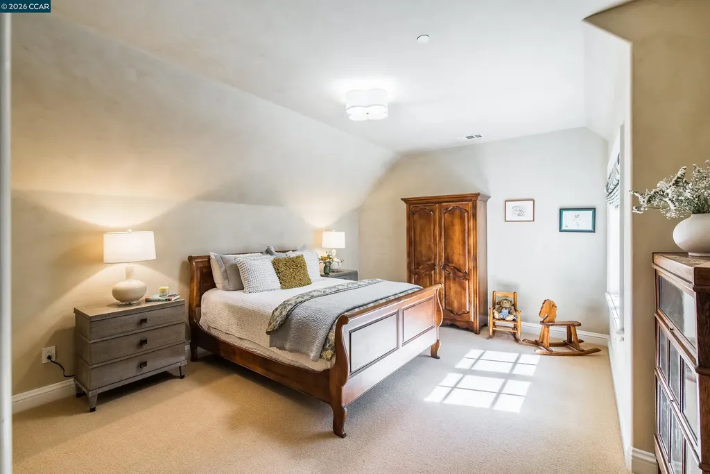 53 Hidden Oaks Drive Lafayette CA 94549