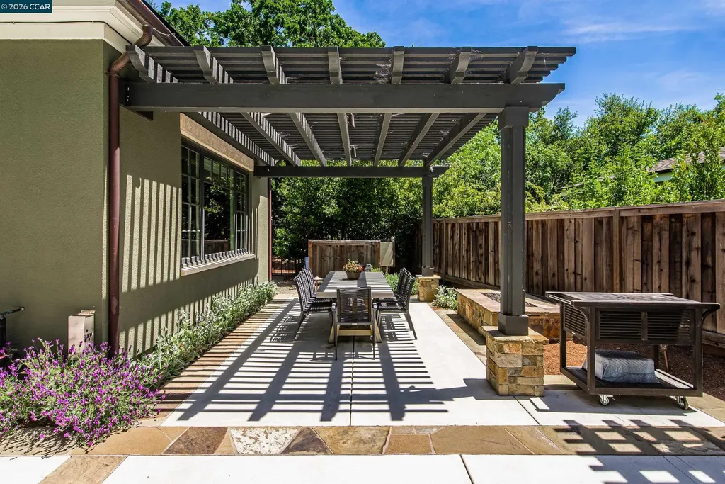 53 Hidden Oaks Drive Lafayette CA 94549