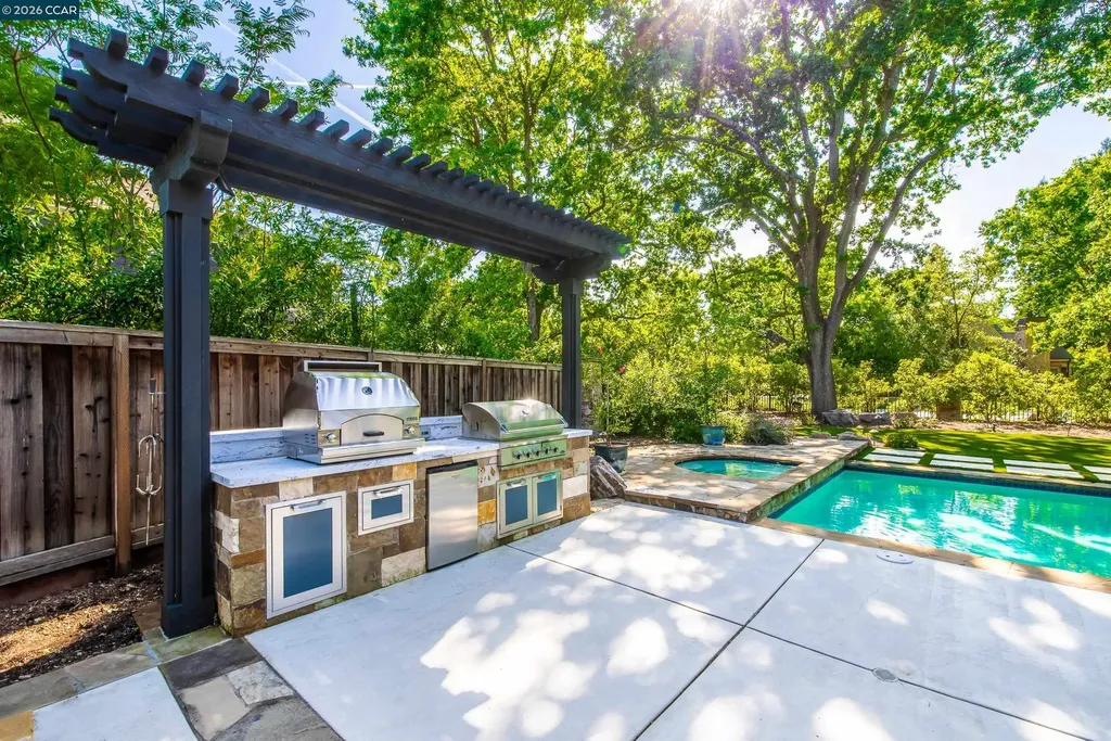 53 Hidden Oaks Drive Lafayette CA 94549