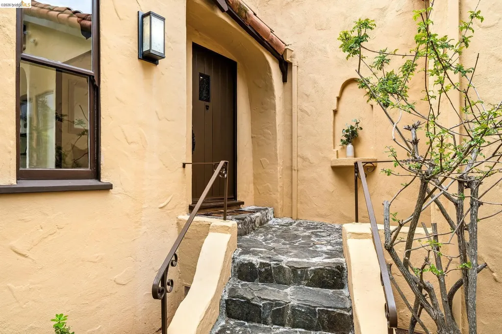 784 Cragmont Avenue Berkeley CA 94708