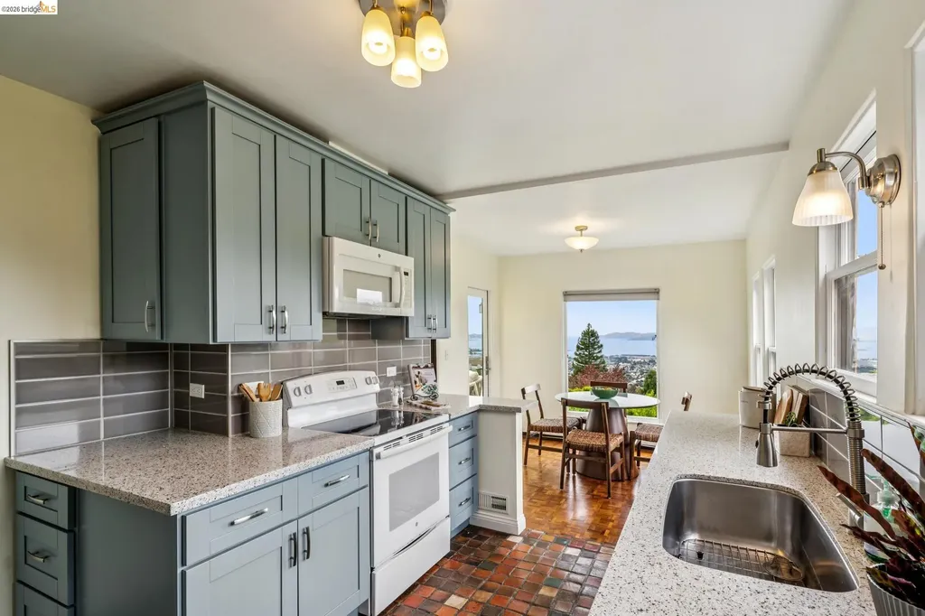 784 Cragmont Avenue Berkeley CA 94708