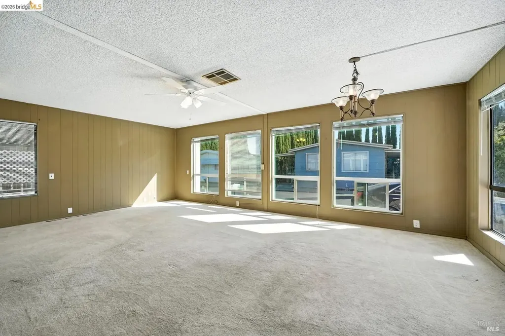 50 Leo Antioch CA 94519
