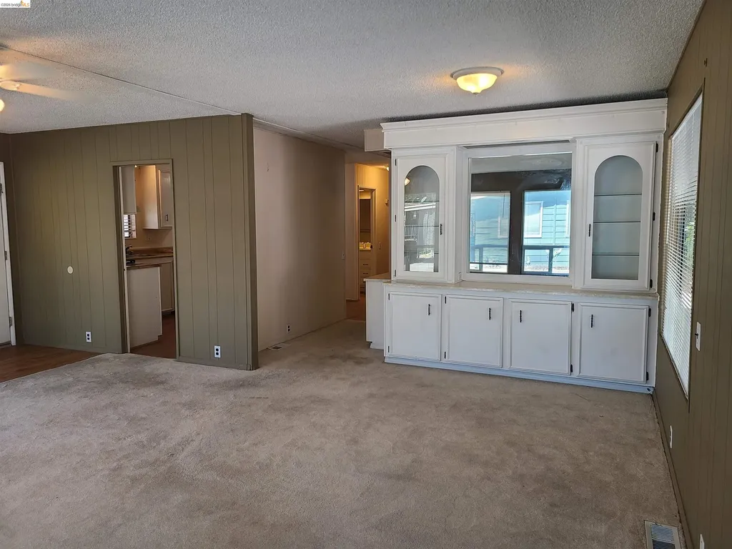 50 Leo Antioch CA 94519