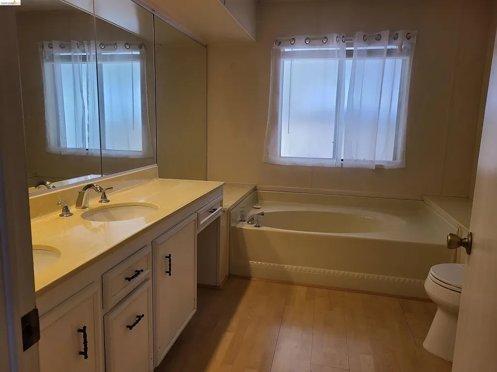 50 Leo Antioch CA 94519