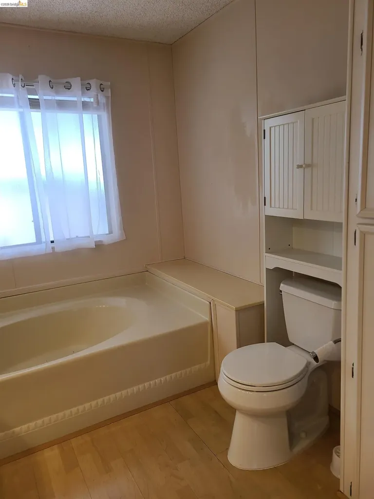 50 Leo Antioch CA 94519