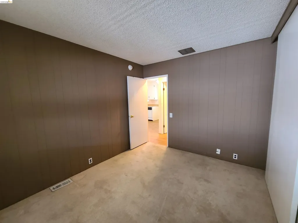50 Leo Antioch CA 94519