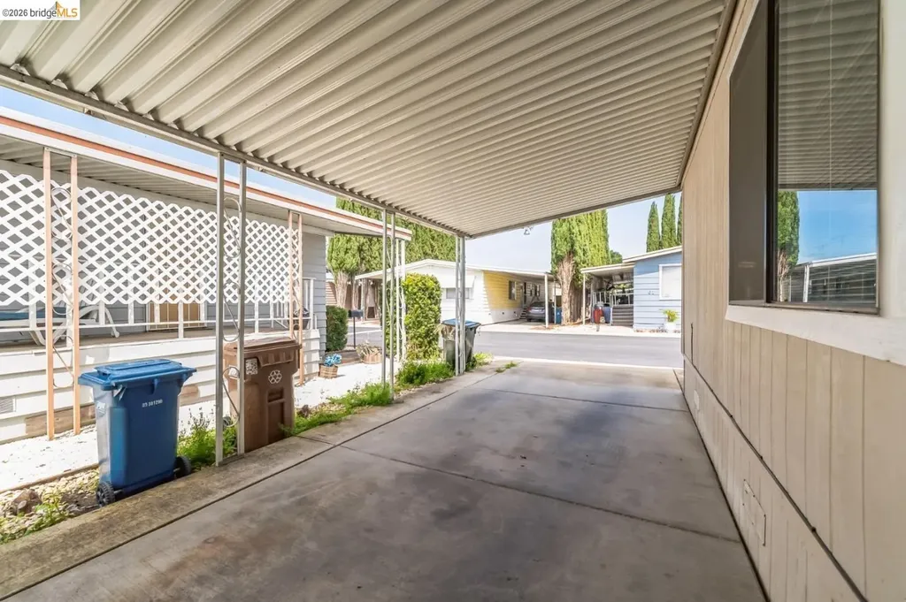 50 Leo Antioch CA 94519
