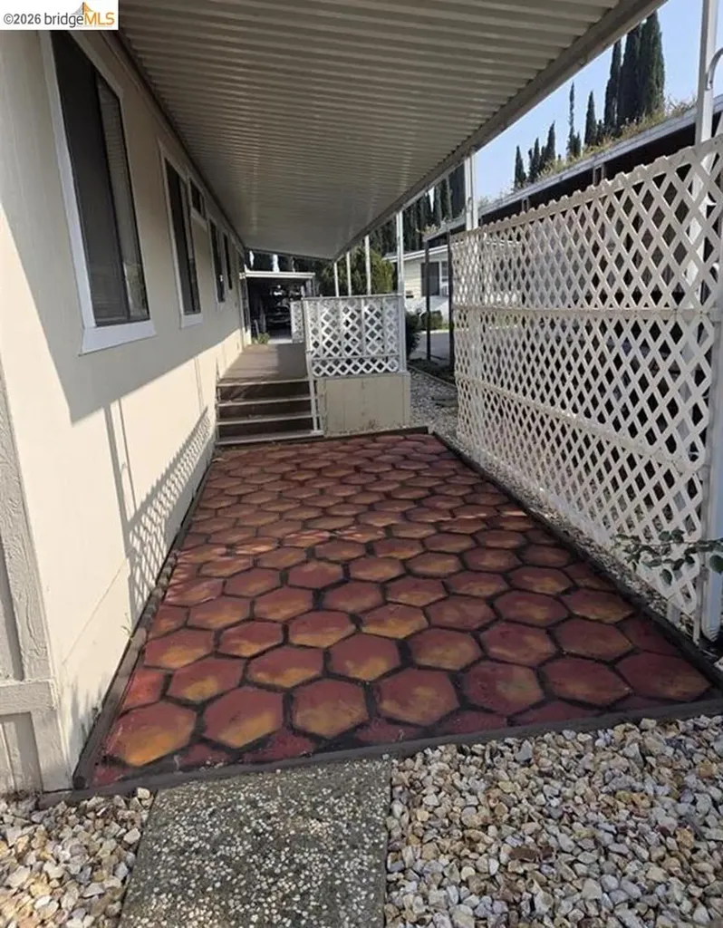 50 Leo Antioch CA 94519