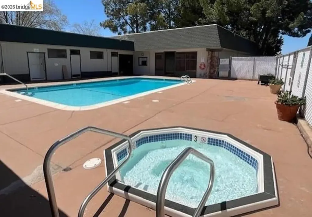 50 Leo Antioch CA 94519