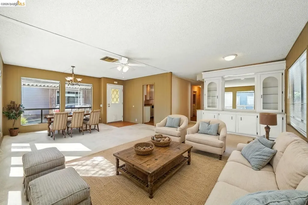 50 Leo Antioch CA 94519