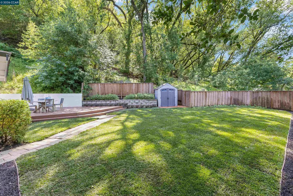 3575 Springhill Road Lafayette CA 94549