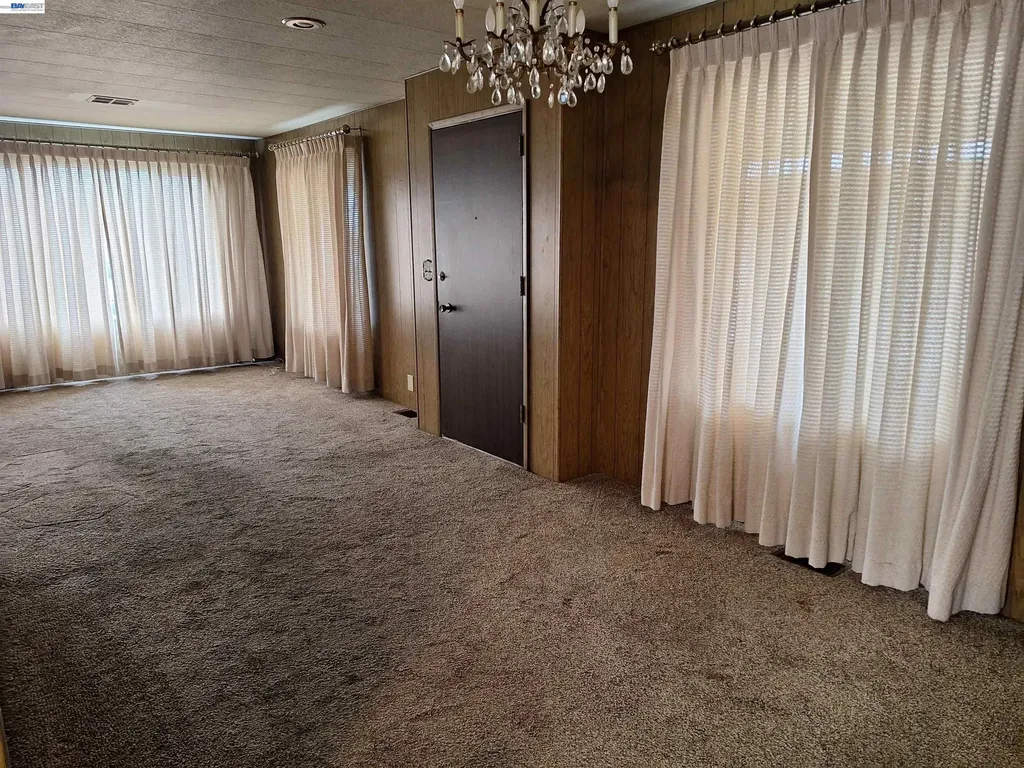 356 Santa Paula San Leandro CA 94579