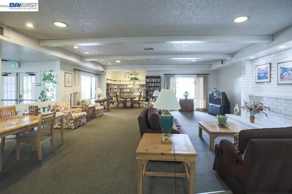 356 Santa Paula San Leandro CA 94579