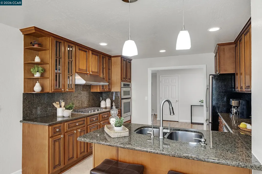 2415 Crestline Road Pleasanton CA 94566