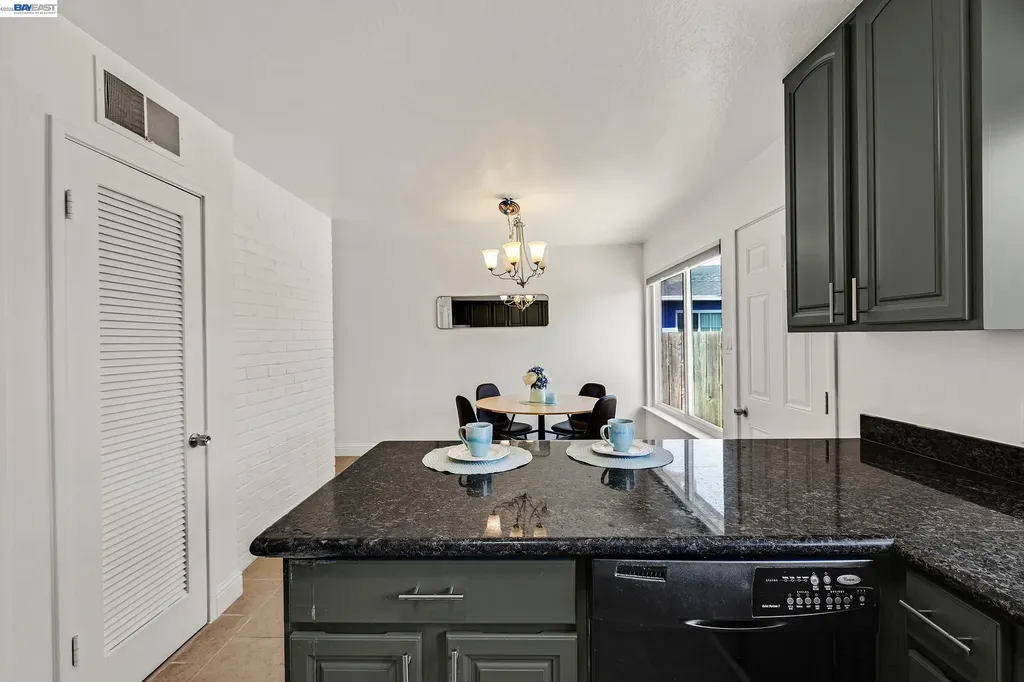 2320 Bermuda Lane Hayward CA 94545