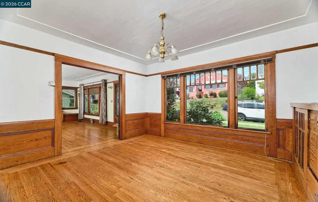 2636 Cole Street Oakland CA 94601