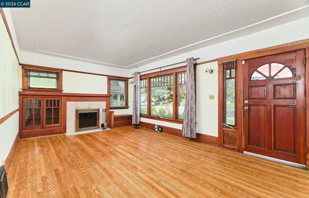 2636 Cole Street Oakland CA 94601