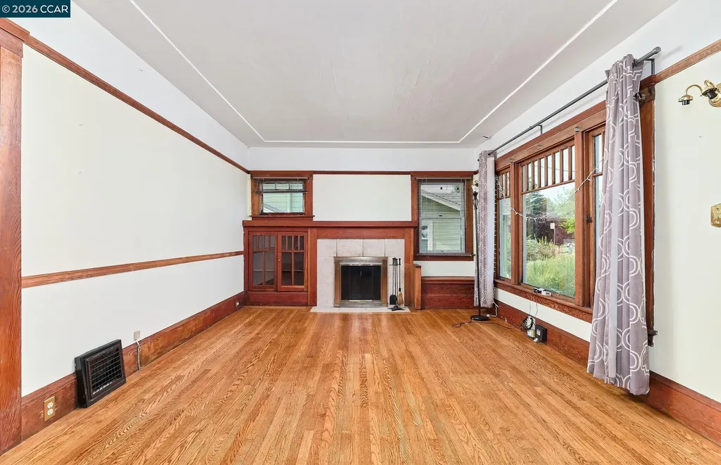 2636 Cole Street Oakland CA 94601