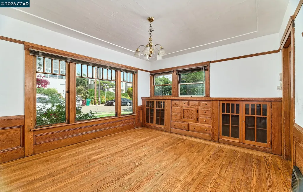 2636 Cole Street Oakland CA 94601