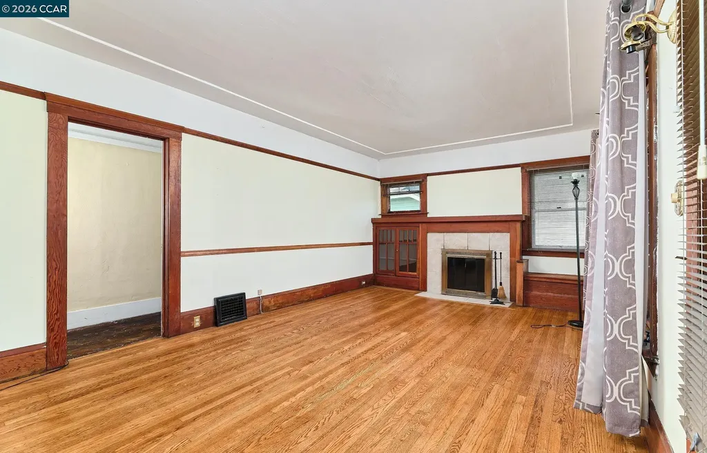 2636 Cole Street Oakland CA 94601