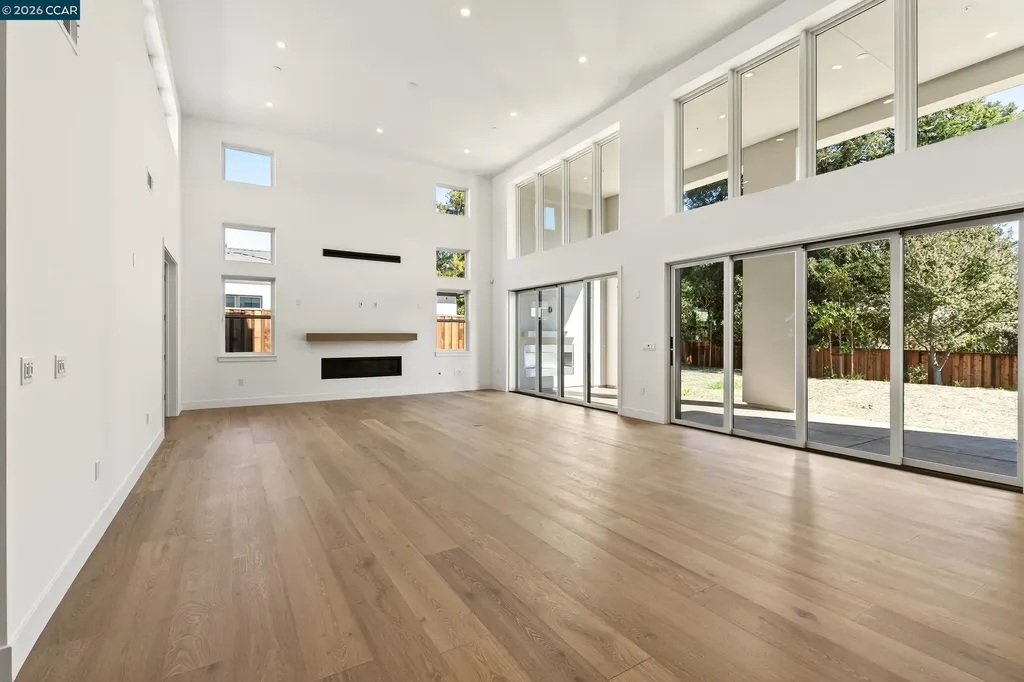 1080 Borrette Court Napa CA 94558