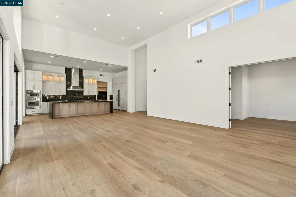 1080 Borrette Court Napa CA 94558
