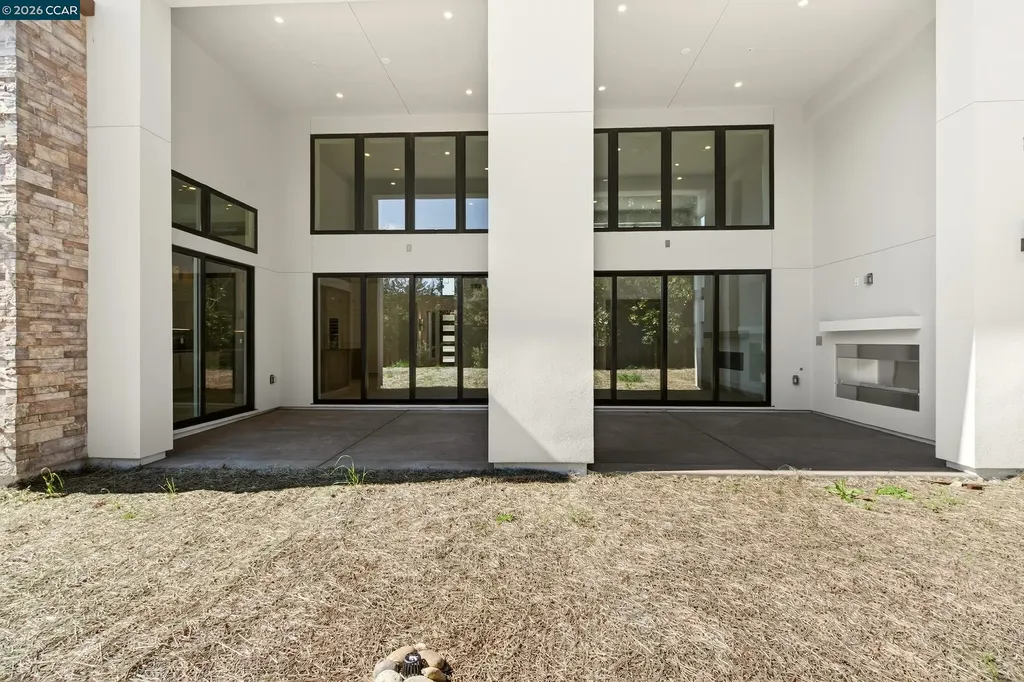 1080 Borrette Court Napa CA 94558