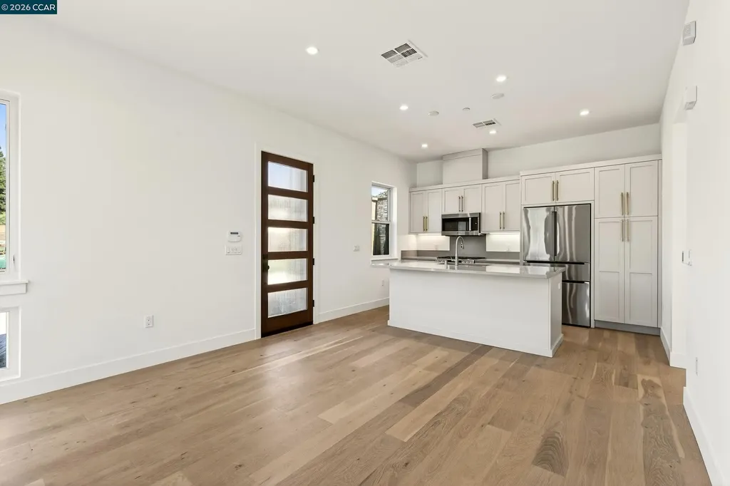 1080 Borrette Court Napa CA 94558