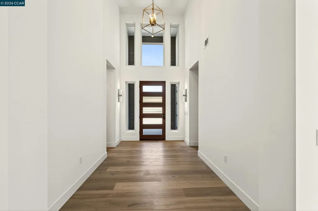1080 Borrette Court Napa CA 94558