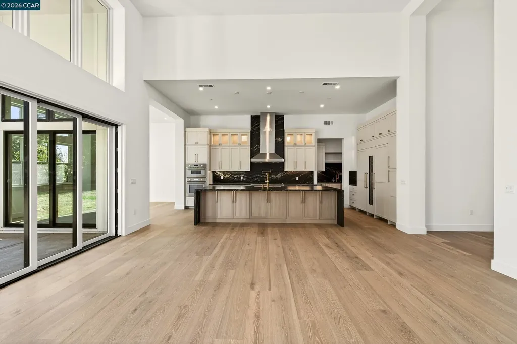 1080 Borrette Court Napa CA 94558