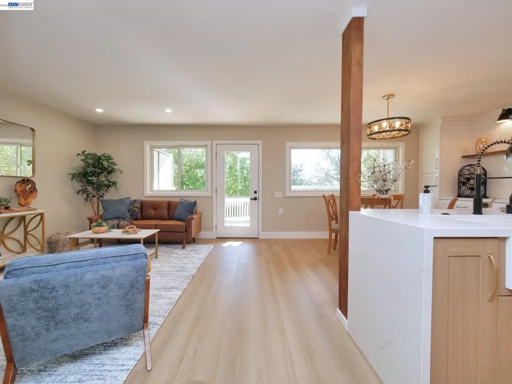 1732 Oakmont Drive Walnut Creek CA 94595