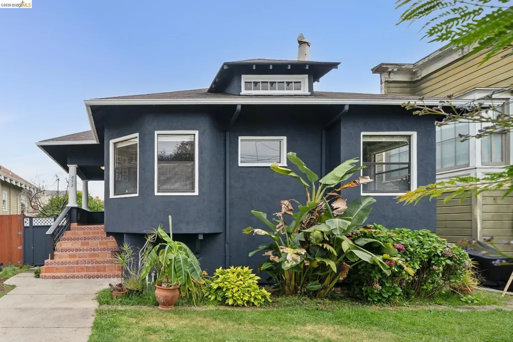 892 Laurel Street Alameda CA 94501